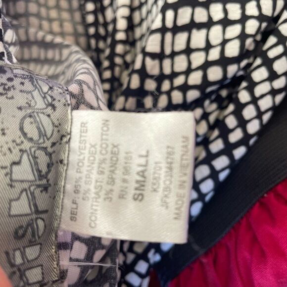 ⚡️ Adorable Black Red White Midi Dress ~ Size S ⚡️ - Picture 3 of 4